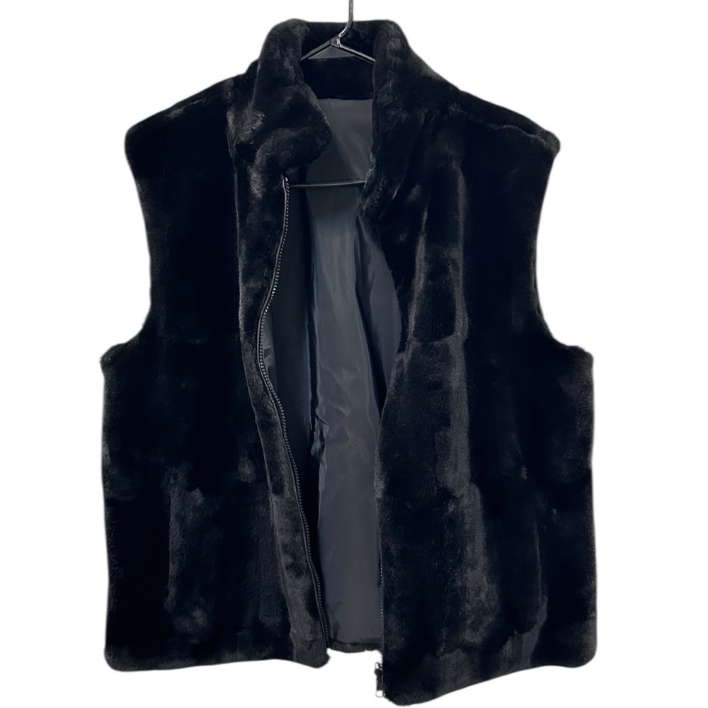 Black Faux Fur Zippered Vest Women’s with Pockets